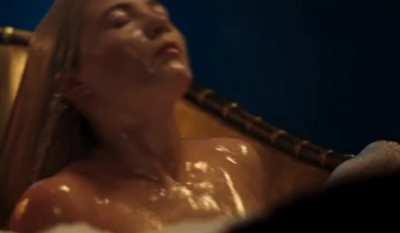 Freya Allan is all wet. 😏