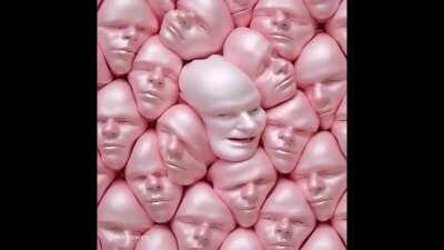 CROWDED (By Extraweg)