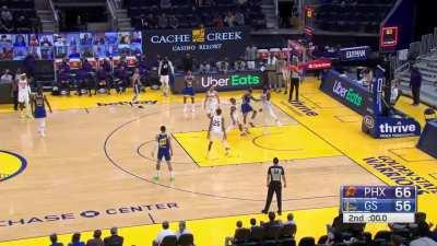 [Highlight] Wiggins gets the offensive rebound and puts it back just in time to beat the first half buzzer!