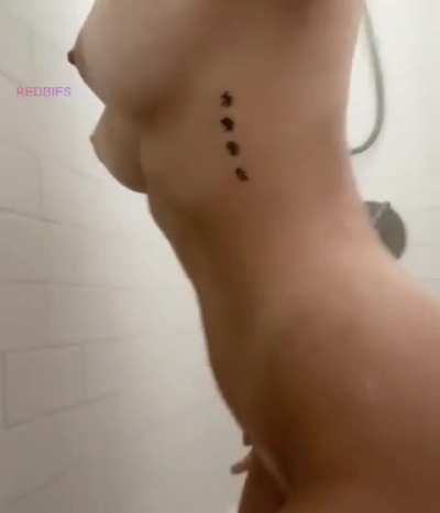 am i curvy enough for you?