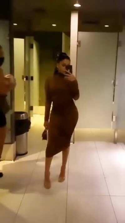 Sticking that Ass Out