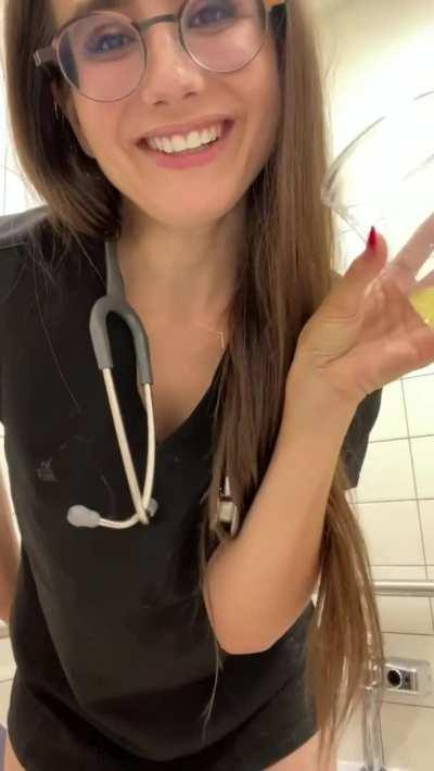 A glass of lemonade a day