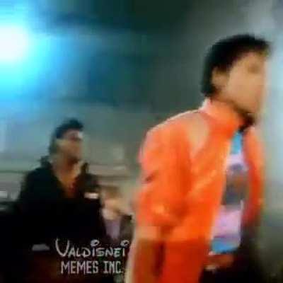 creditos no próprio meme