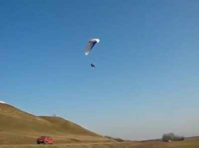 When paragliding gone wrong