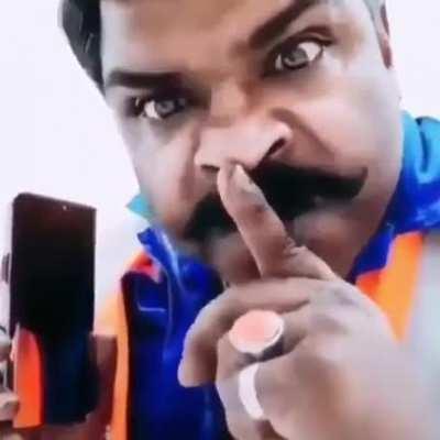 When you disturb Muta while he is talking with his girl about virtual machines