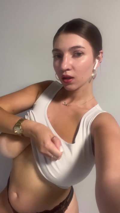 I’ve love having my tits covered in cum