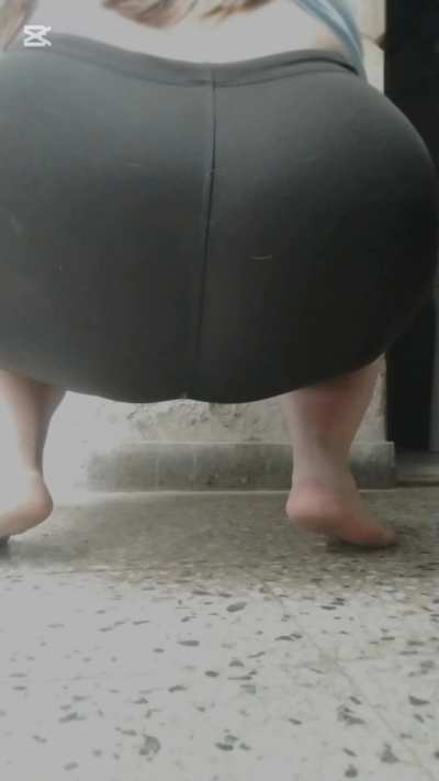 I was doing a sexy dance for you and oops I shit myself 🤭 (f)