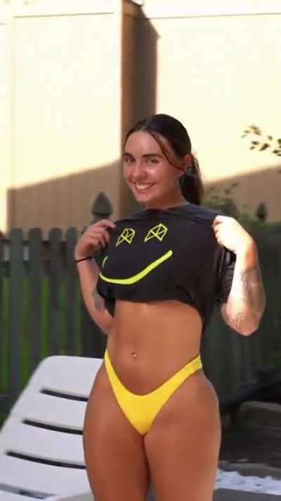 Big t shirt pussy better than lingerie