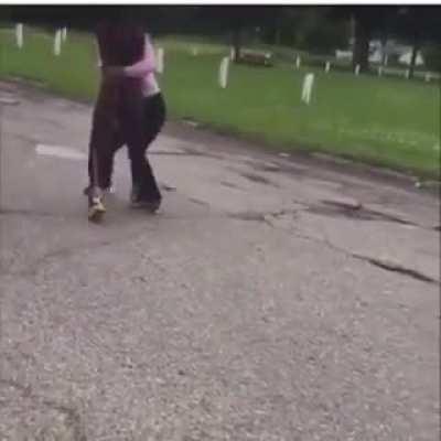 People with plder siblings can relate