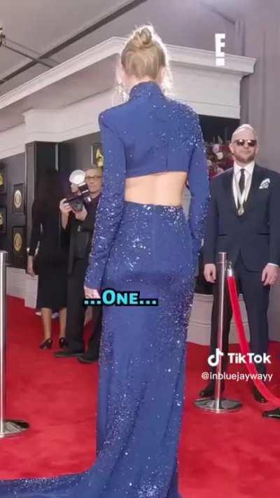 Chat before Taylor did the glam bot