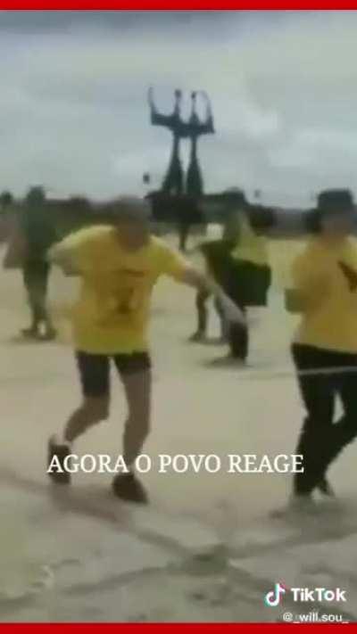 MANO KKKKKKKKKKKKKKKKKKKKKKKK