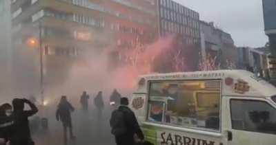 The waffle salesman grind never stops 💪💪💪