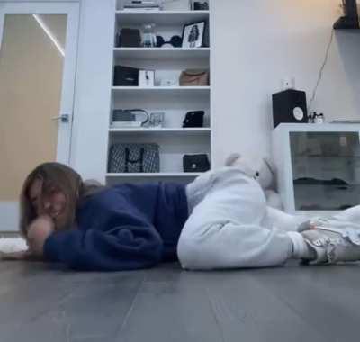 Madison Beer she wants it so bad