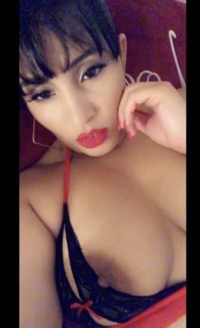 check out her free mega pack in comments