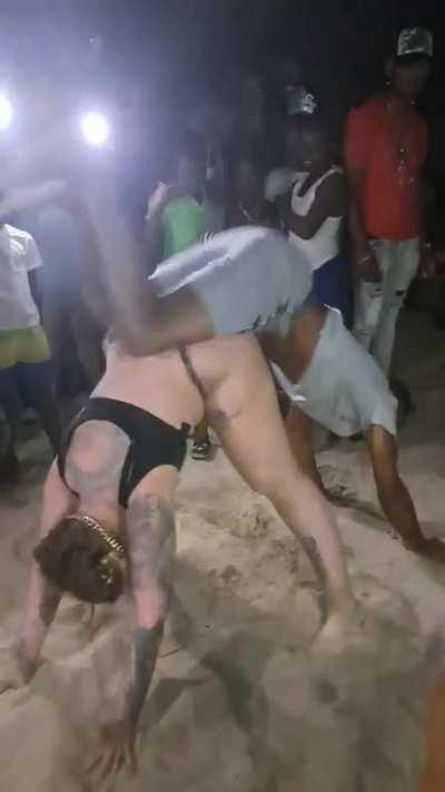 Last Weekend at Hellshire Beach 🇯🇲🔥