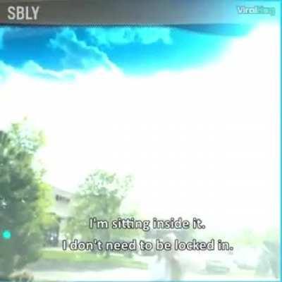 Woman loses it in a Chipotle parking lot