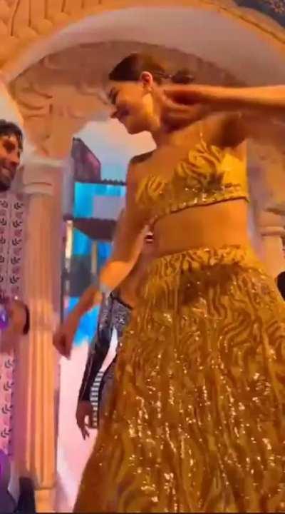 Ananya pandey is on fleek🔥