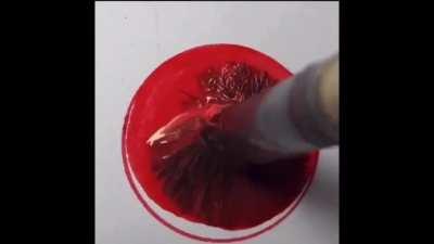 The way they don’t paint outside the circle