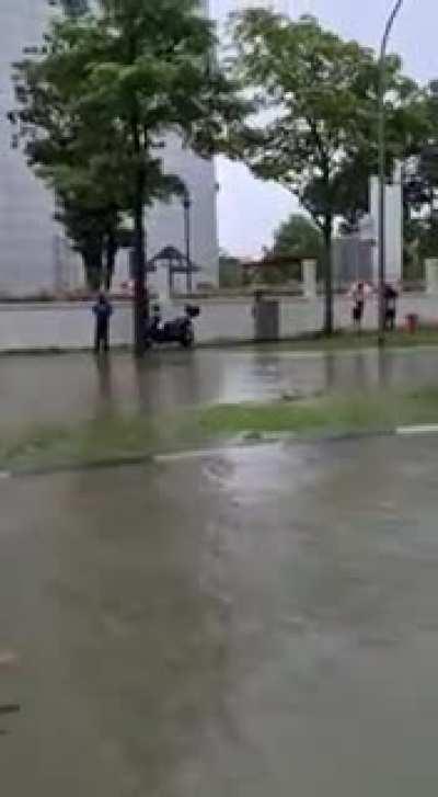 Nothing like an early morning flood. Stay safe y’all!