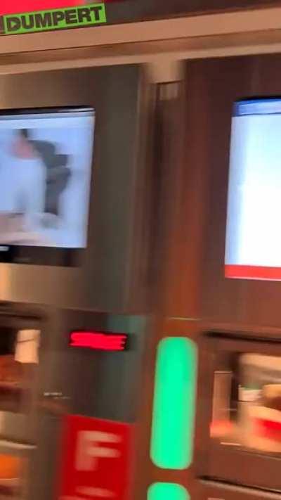 At Dutch Snack bar, something is not right..😨