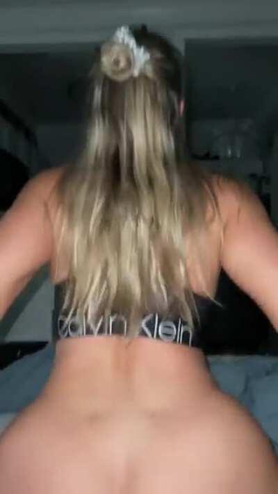 I&rsquo;ll bounce on your cock &lsquo;til the sun comes up. [oc]