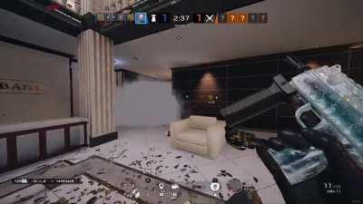 When You Think You Have The 1v5 In The Bag