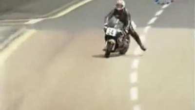 How NOT to use a steering wheel