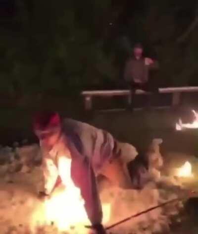 Great speed. Solid distance. Score of 9.9 from the Romanian judge.