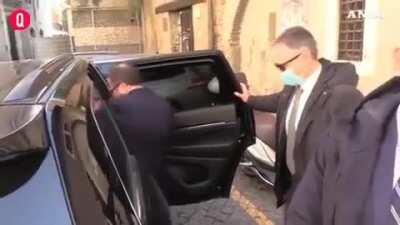 NO FUCKING WAY (da @trashbinsta su IG)