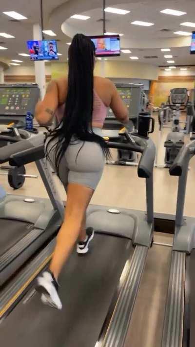 GYAT DAMN! All dat ASS!!! 🤤🤤🤤👅👅👅