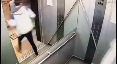 WCGW Punching an elevator mirror and not fixing it for the next person?