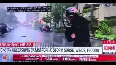 Native Floridian strolls to his car and gets off to work, with no dramas.