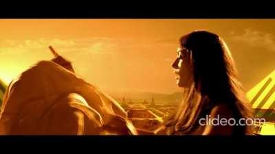 Shoving his face into her breasts in Asterix & Obelix: Mission Cleopatra (2002)