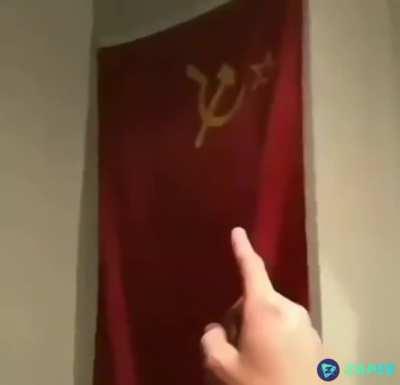 estará sempre em nossos coraçoes