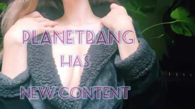 Happy holidays are coming straight from me!