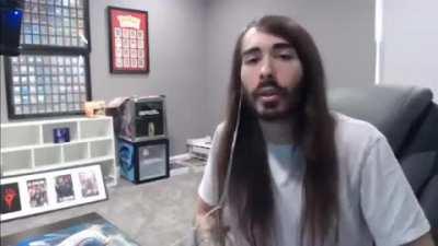 Totally not scary vedio 