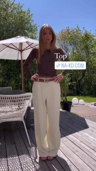 Iza and Elle IG Story