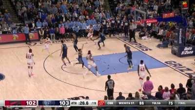 [Highlight] Scottie Barnes in the clutch nails a fadeaway over two Grizzlies then next possession takes on Jaren Jackson Jr(at home) in isolation and scores to lead the Raptors over the Grizzlies.