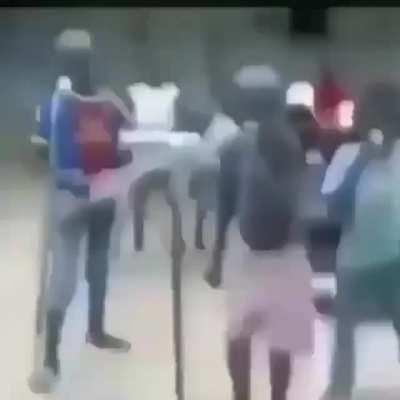 when yo y los panas admins 3 cm de tula re pibardos basados tenemos clase de musica 🤣🤣🤣🤣