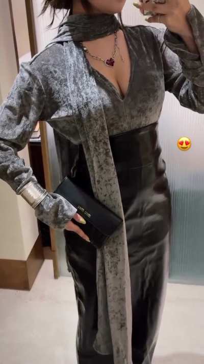 Avneet Kaur in Western IG Story Nov 17