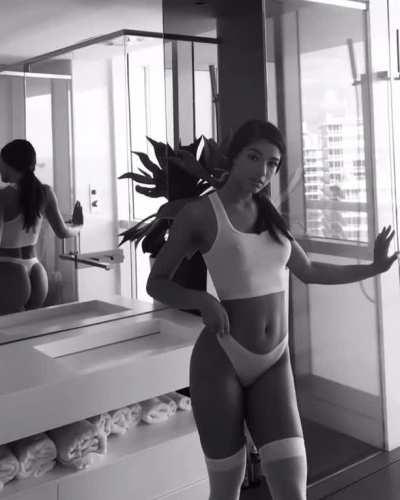 mirror mirror.. shes pretty tall isnt she