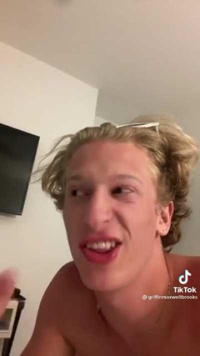 People on this sub every time their fave releases a bad song: