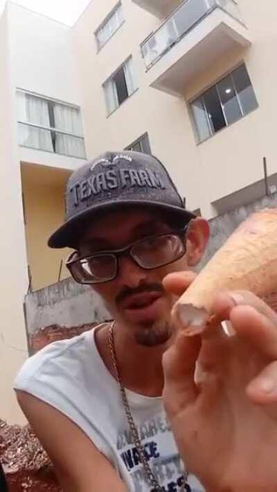 Comendo por baixo 🍧🍧🍧