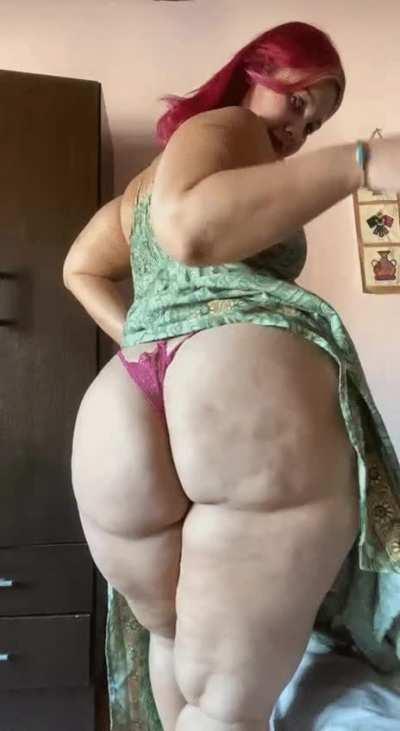 I want you to eat this ass like it's your last meal?