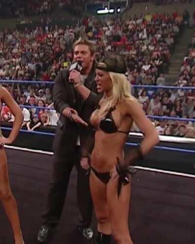 Ashley´s huge jugs in a bikini contest