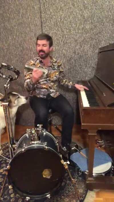 Wow!🔝 Pump up the jam!