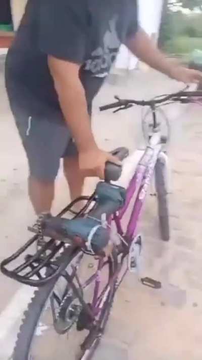 A famosa motobike kkkk