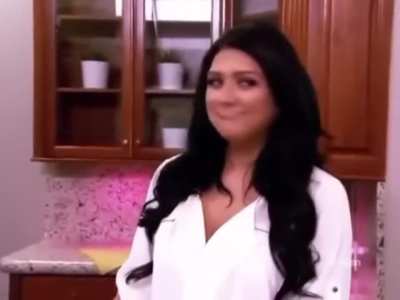 Meeting that one person for the first time be like: