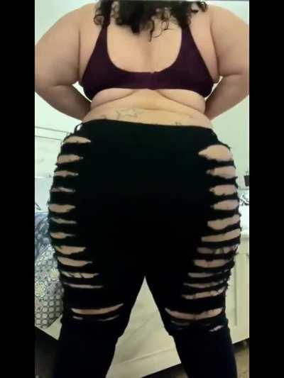 I'm digging these jeans 👖 