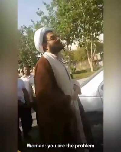 Protests in Iran are now spreading like wildfire. Many women are recording themselves walking through city centers without Hijab. Stand up for your rights women, down with the oppressors! We're with you!